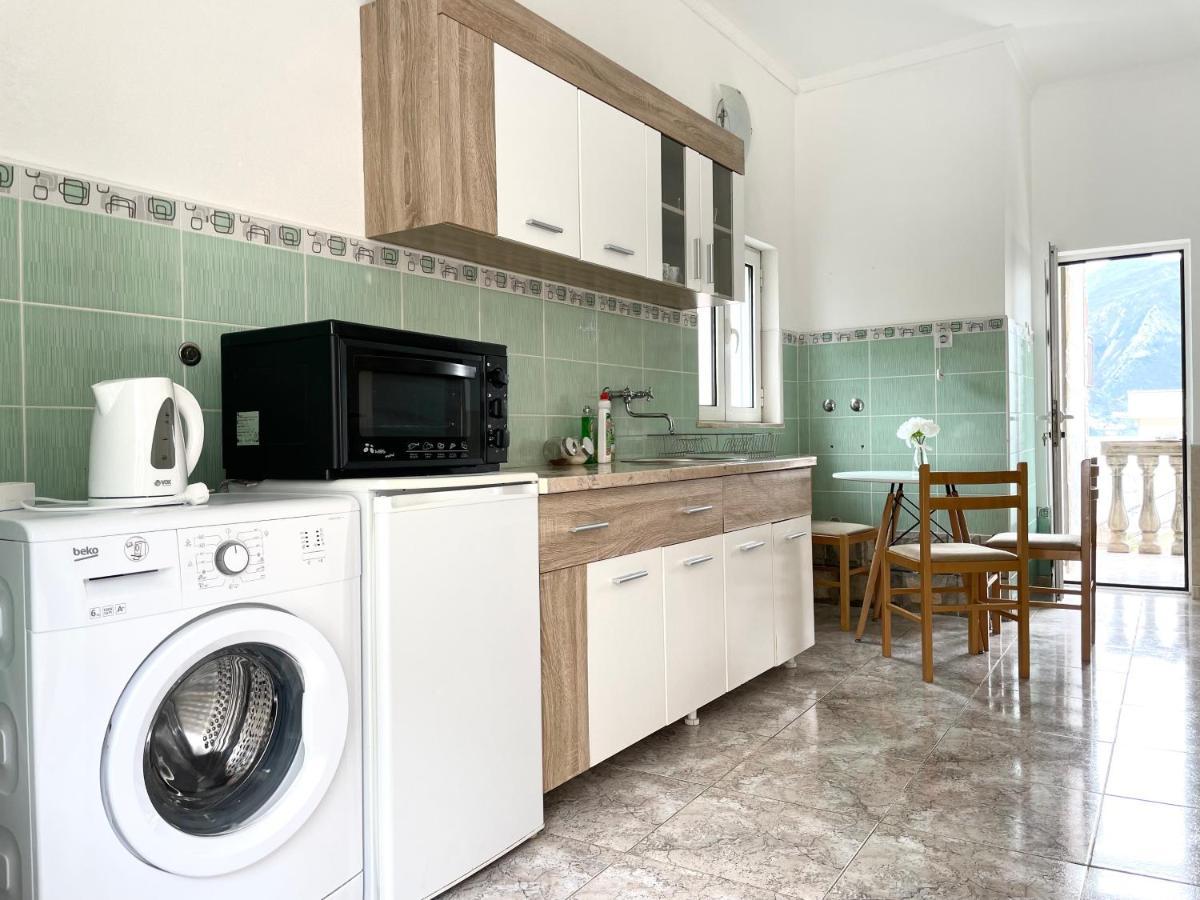 Apartment Vladan Kotor Exteriör bild