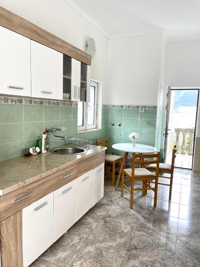 Apartment Vladan Kotor Exteriör bild