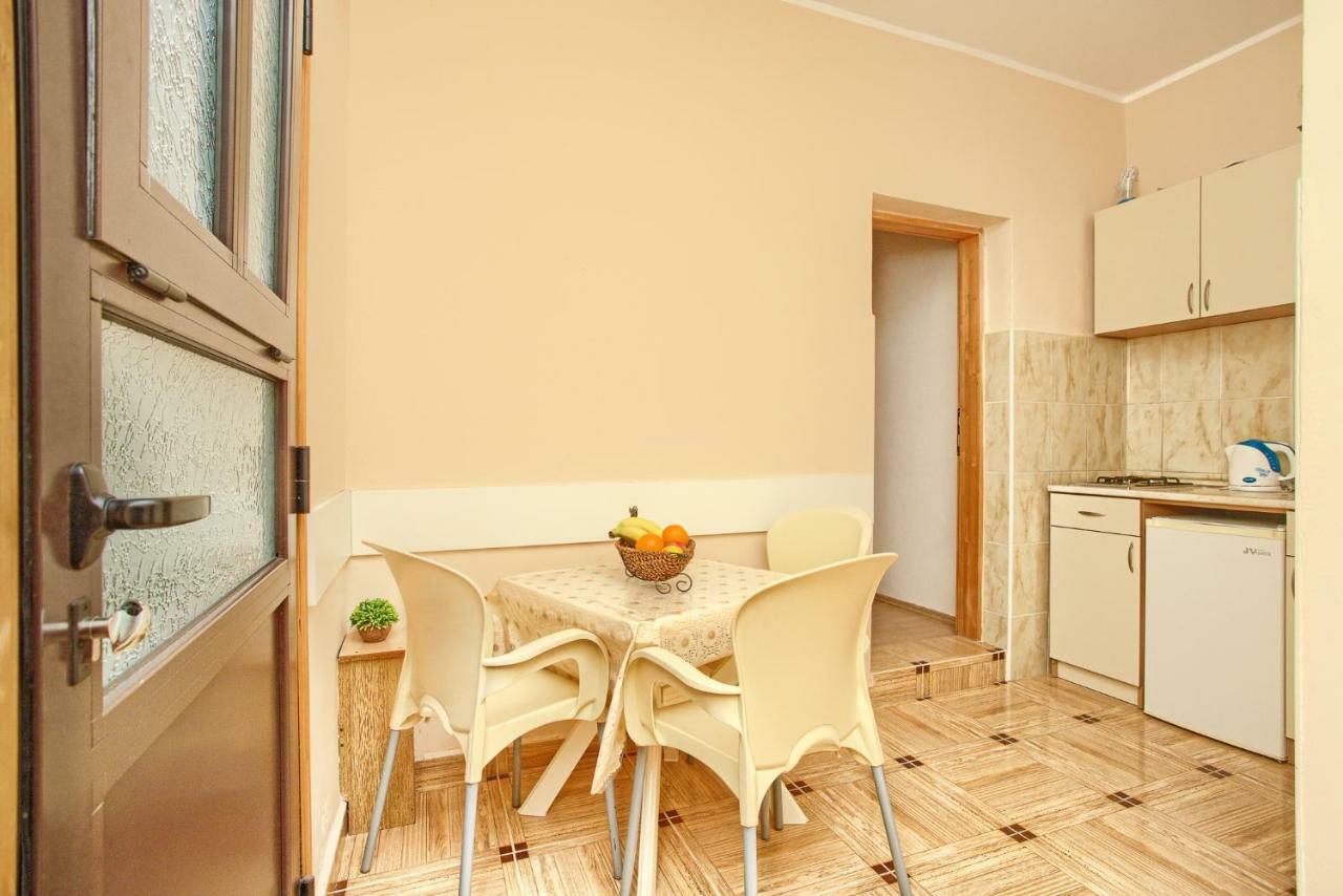 Apartment Vladan Kotor Exteriör bild