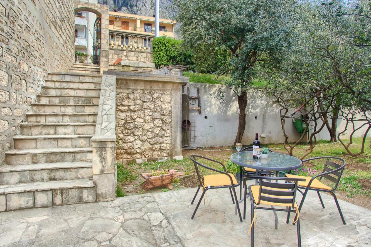 Apartment Vladan Kotor Exteriör bild