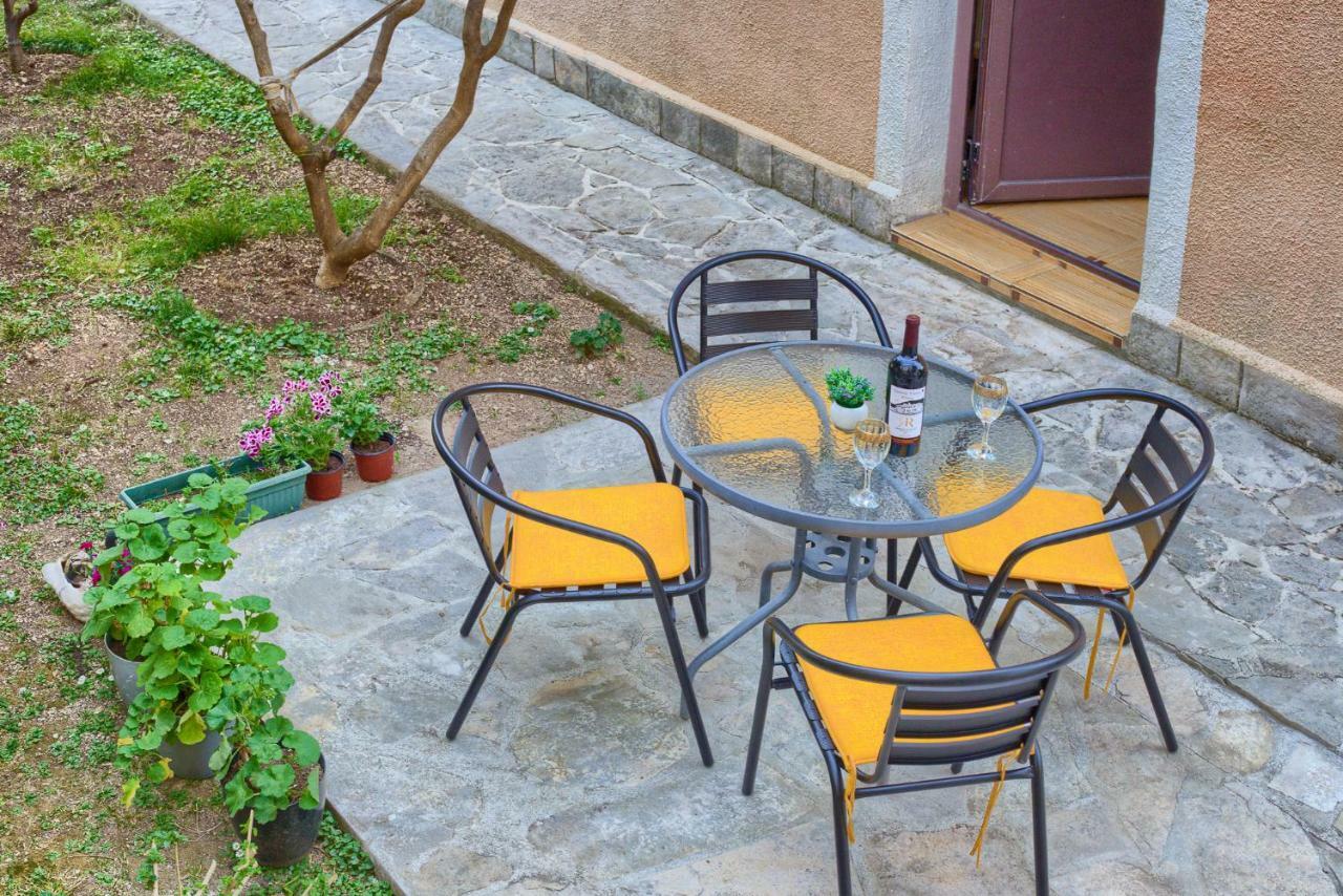 Apartment Vladan Kotor Exteriör bild